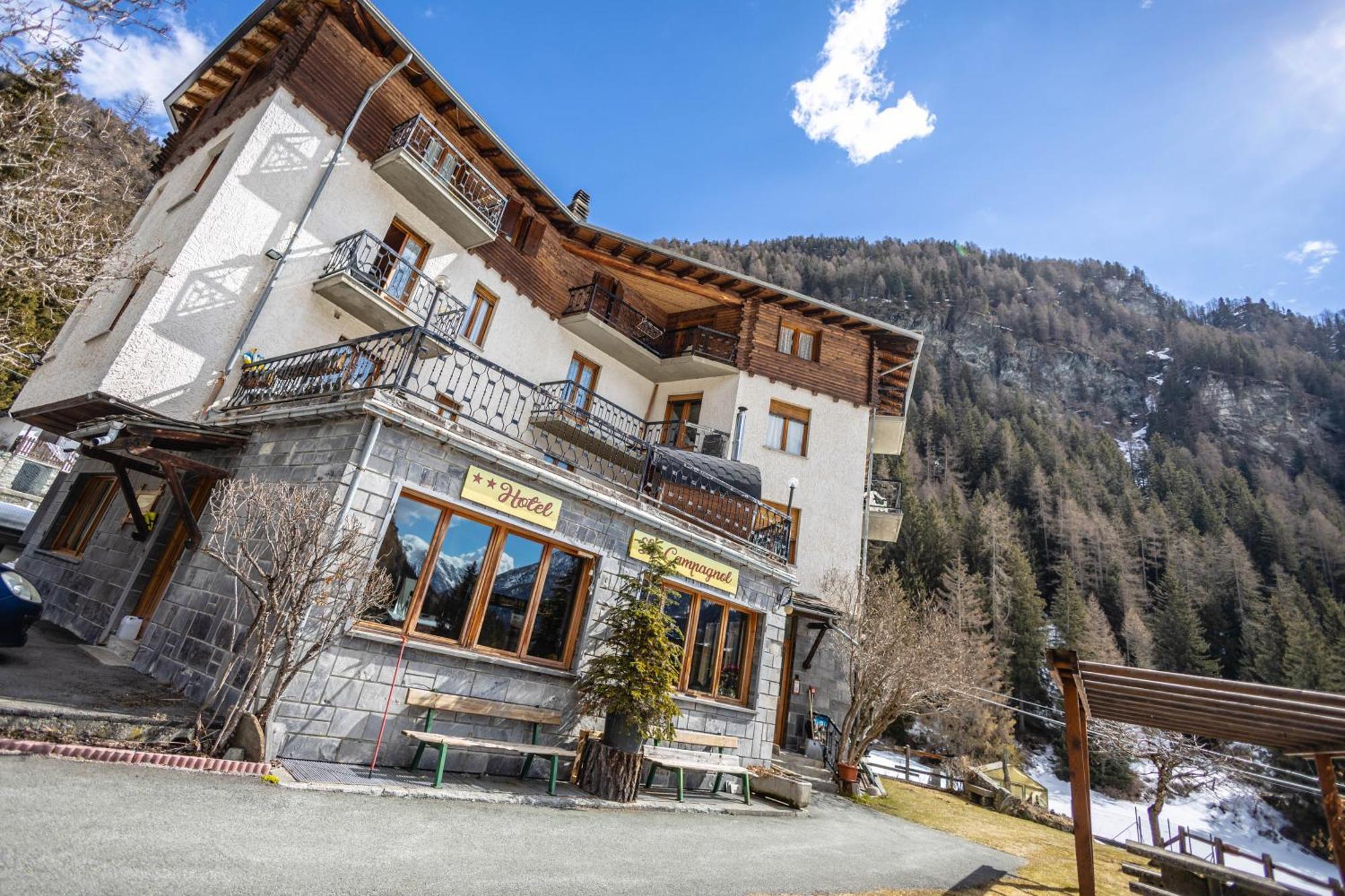 Hotel Le Campagnol Champoluc Εξωτερικό φωτογραφία
